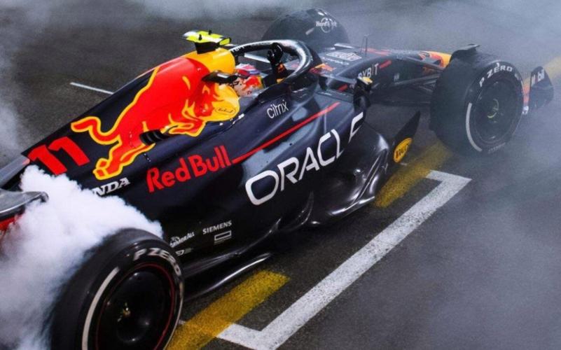 红牛二队绝杀阿斯顿马丁,维斯塔潘惊艳四座 红牛二队绝杀阿斯顿马丁,维斯塔潘惊艳四座