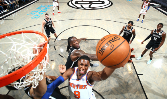 天津队翻盘尼克斯，莫兰特点燃赛场