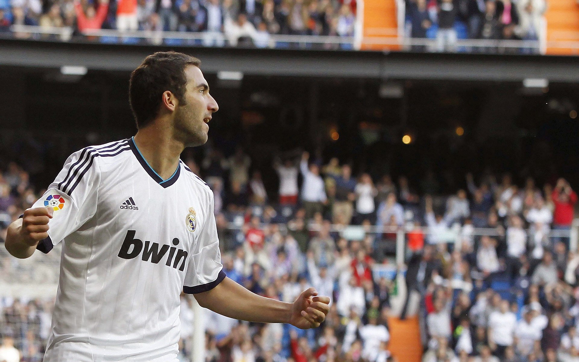 欧冠半决赛之夜，班凯罗的魔法时刻