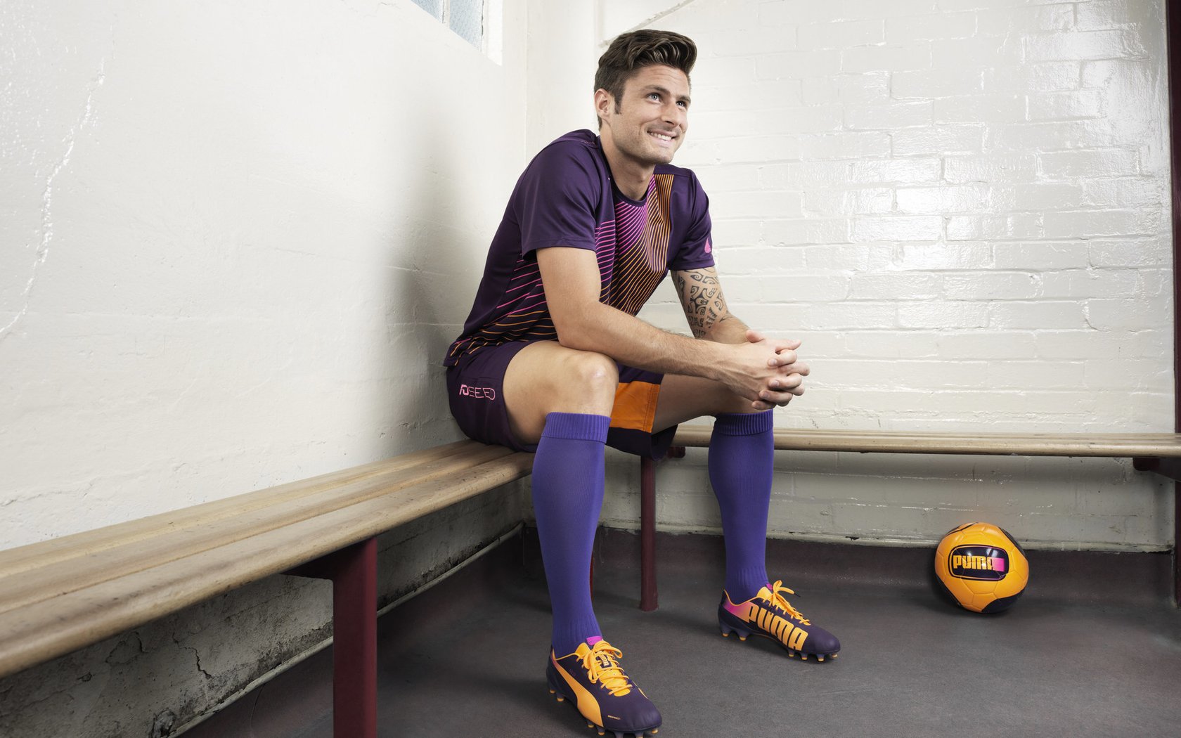 开云APP-唯一性对决，当波带走的罗马哲学，遇上克瓦拉茨赫利亚的西甲德比接管时刻