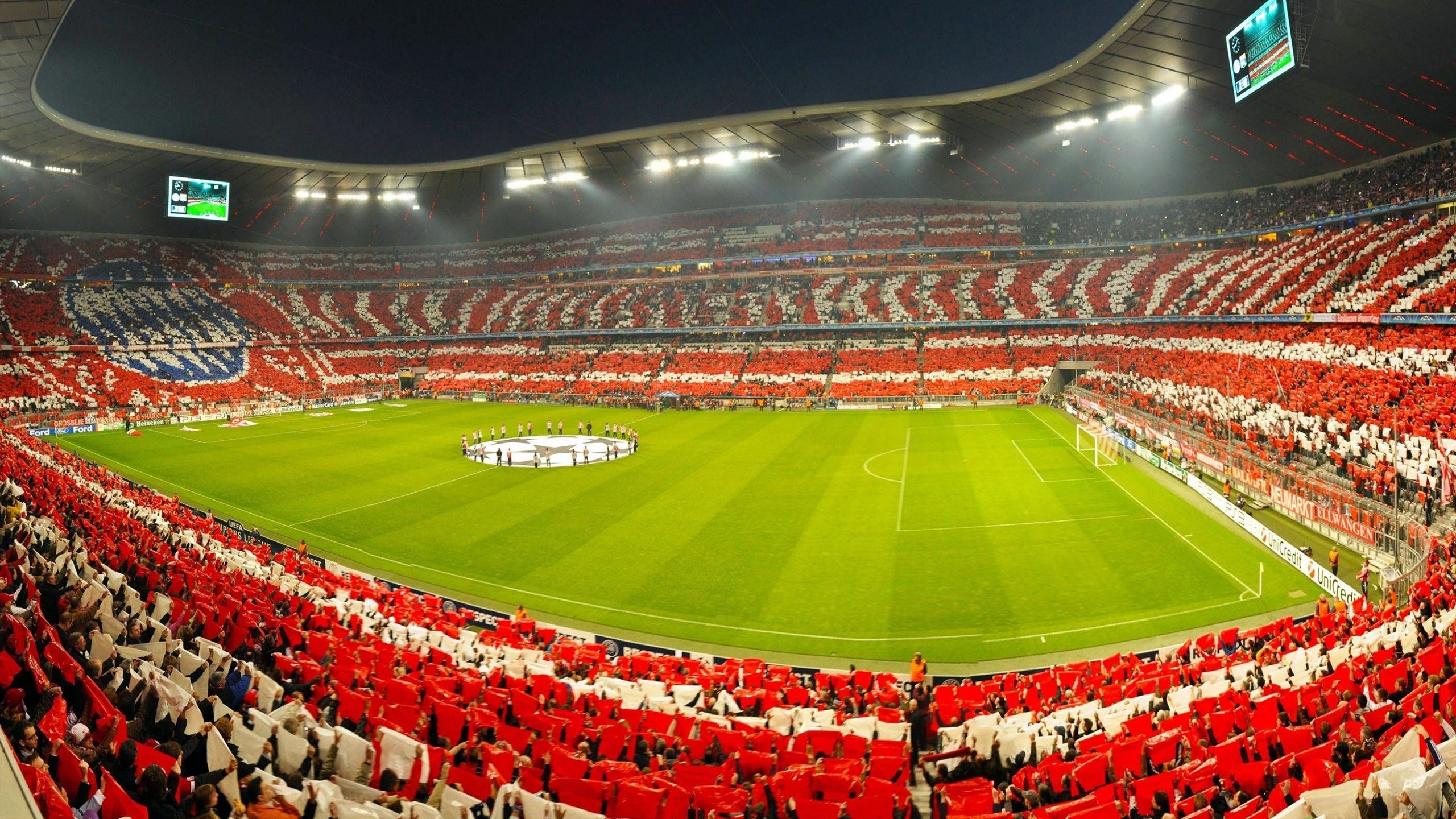 赛道新纪元，塞恩斯创纪录引领索伯完胜威廉姆斯